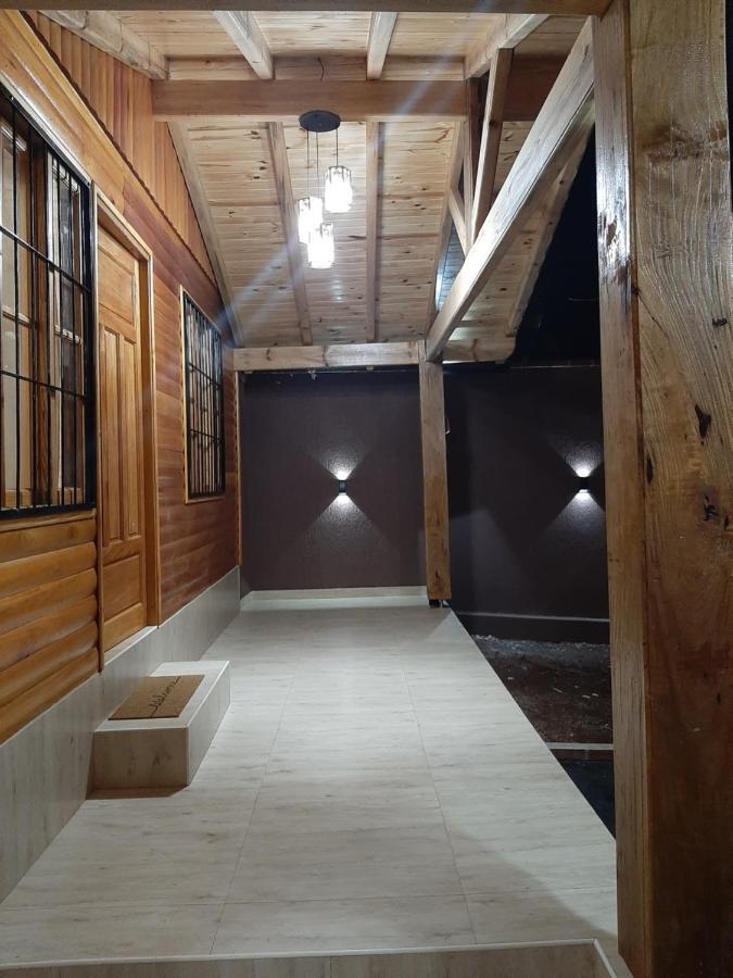 Jas Lodge